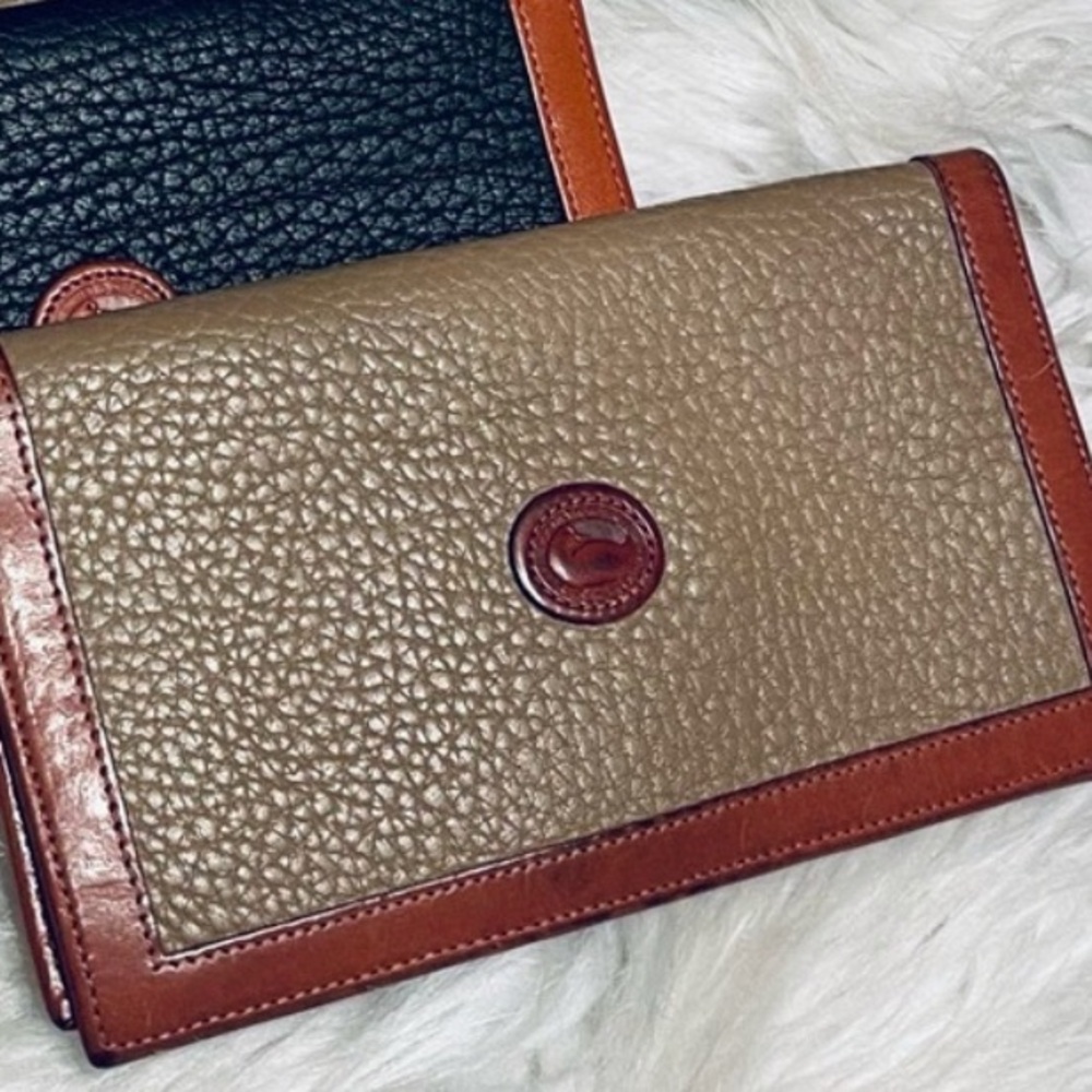 Dooney & Bourke Tan/ Brown Vintage Pebbled Leather Checkbook Billfold